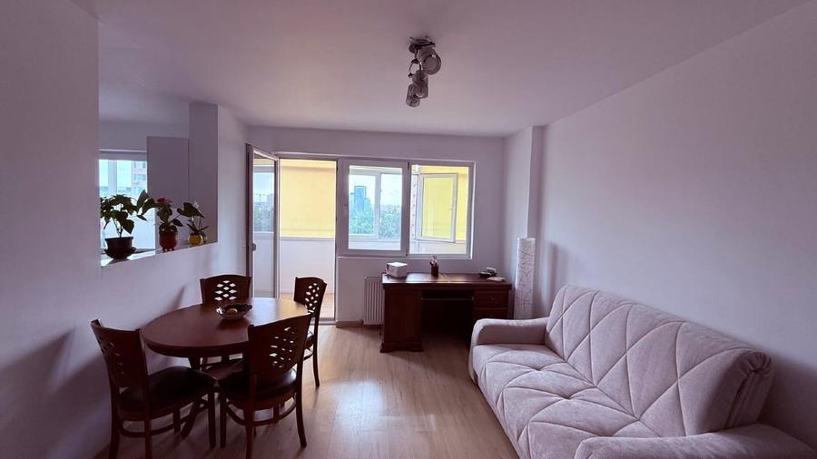 Apartament cu 2 camere semidecomandat, mobilat în Unirii