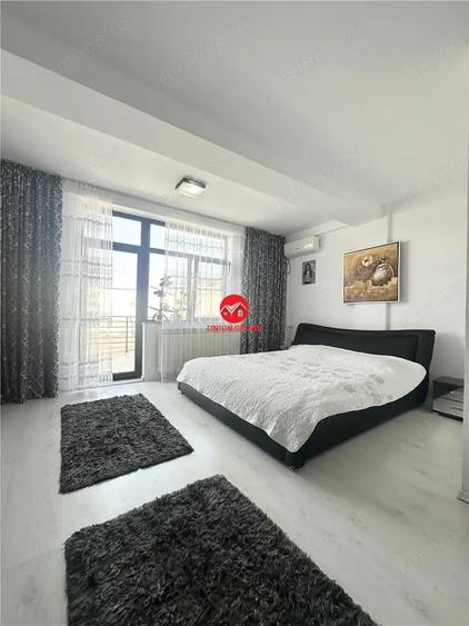 Spațiu comercial, de 463 mp, în Mamaia