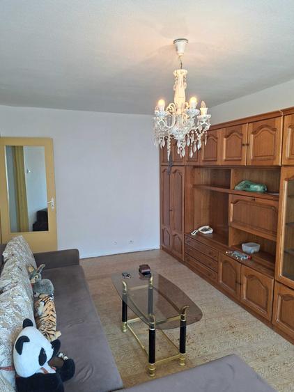 Apartament cu 2 camere decomandat în Radu Negru