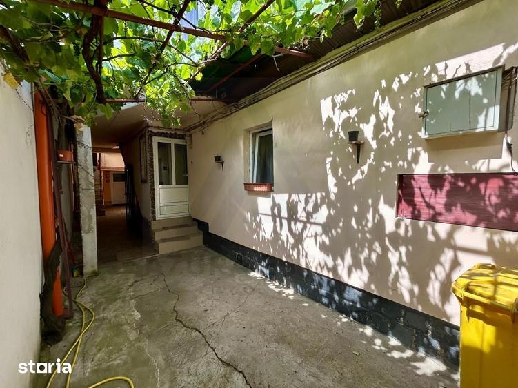 Casă cu 4 camere cu Teren 180 Mp în Țiglari