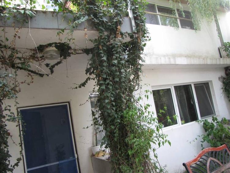 Casă cu 5 camere cu Canalizare în Fundeni
