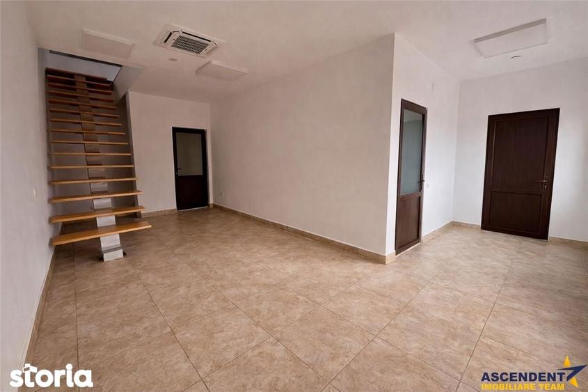 Spațiu comercial, de 717 mp, în Solovăstru