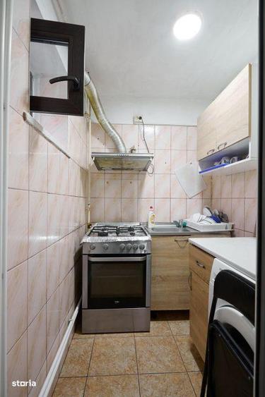 Apartament cu 3 camere semidecomandat în Trivale