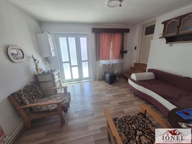 Casă individuală cu 3 camere cu Teren 700 Mp în Cricău