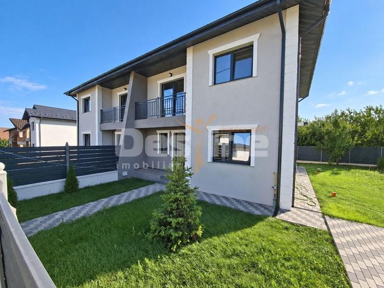 Duplex cu 4 camere cu Canalizare în Miroslava