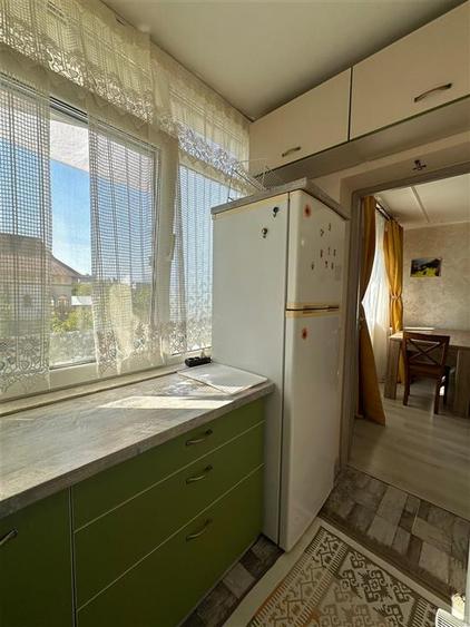 Apartament cu 2 camere semidecomandat, mobilat în Tătărași