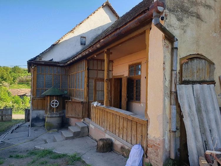 Casă cu 4 camere cu Teren 1075 Mp în Bălcaciu
