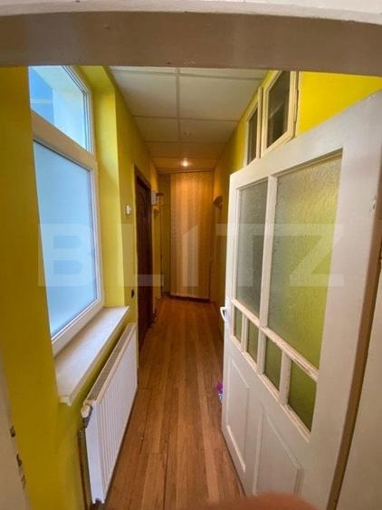 Spațiu comercial, de 58 mp, în Rovine