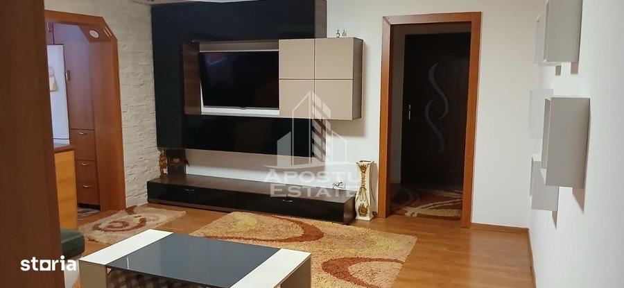 Apartament cu 2 camere semidecomandat în UMT