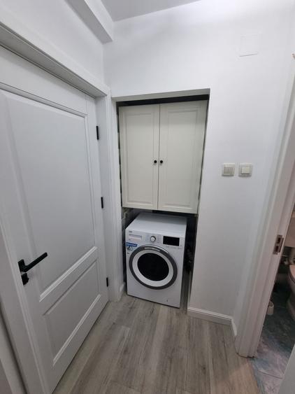 Apartament cu 2 camere semidecomandat, mobilat în Ultracentral