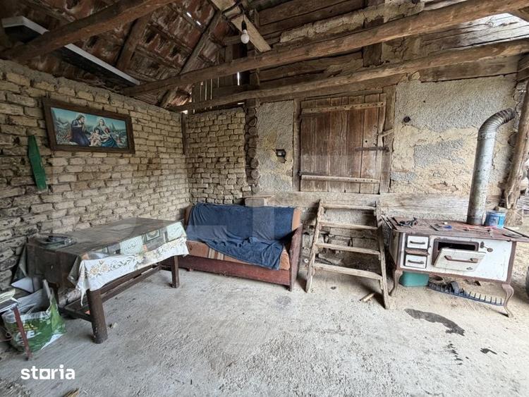 Casă cu 3 camere cu Teren 1000 Mp în Pericei