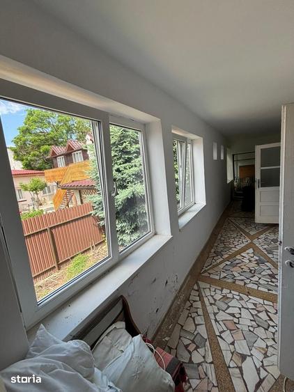 Casă cu 7 camere cu Teren 351 Mp în Sud