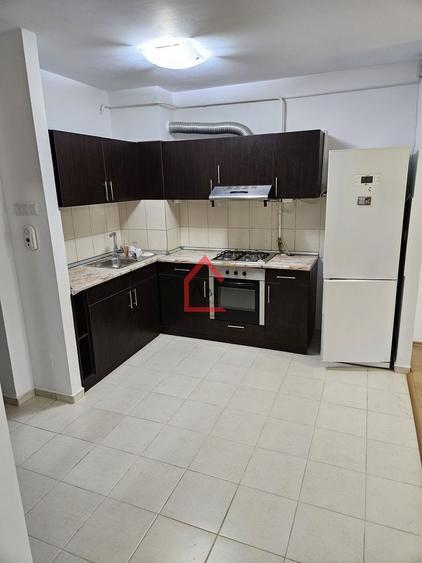 Apartament cu 2 camere semidecomandat, mobilat în Tătărași — fotografia 1