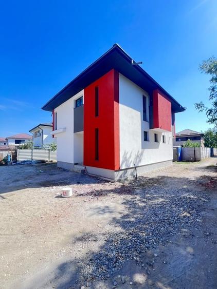 Casă individuală cu 5 camere cu Canalizare în Bragadiru