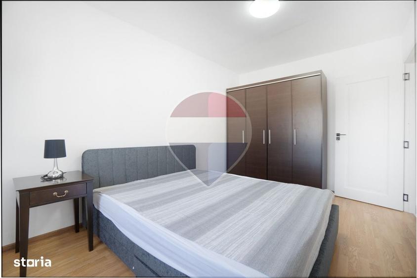 Apartament cu 4 camere decomandat în Răcădău