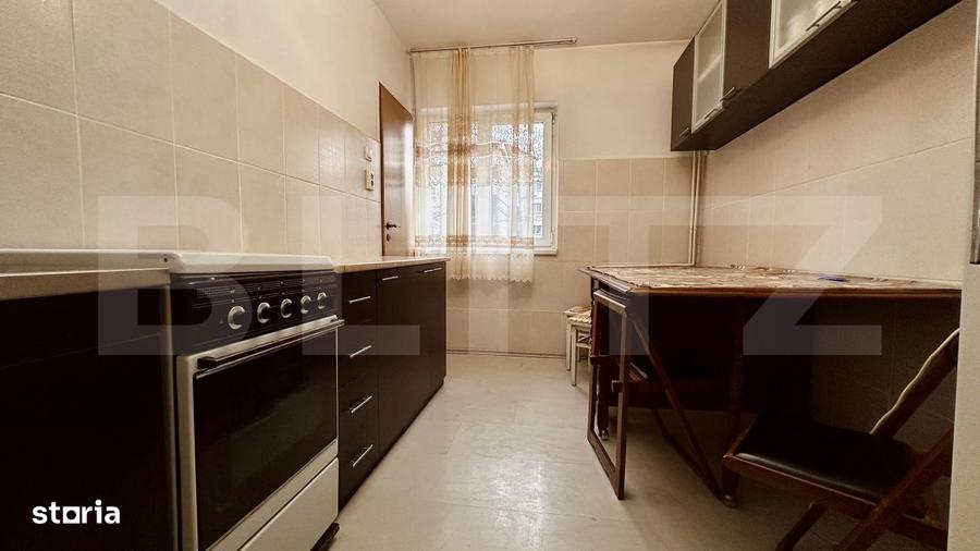 Apartament cu 3 camere decomandat în Decebal