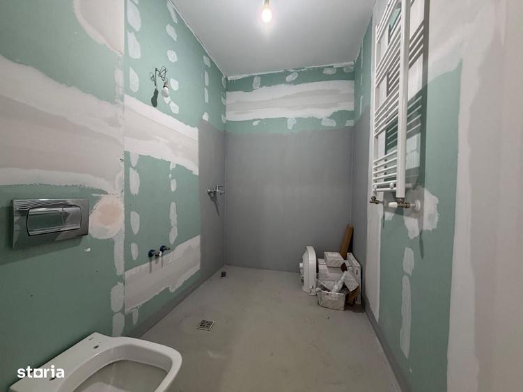 Apartament cu 3 camere în Intim