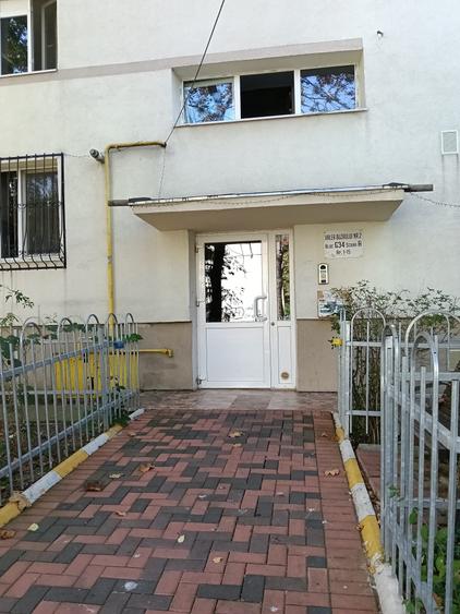 Apartament cu 3 camere decomandat în 1 Decembrie 1918