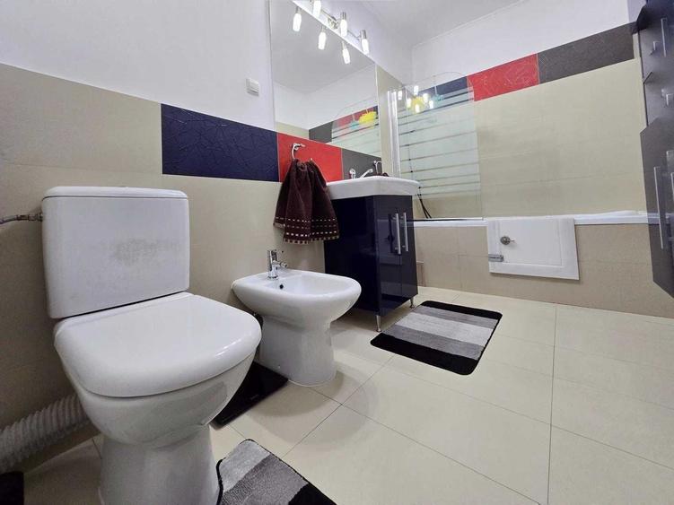 Apartament cu 2 camere semidecomandat în Florești