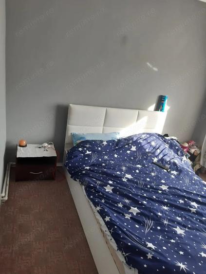 Apartament cu 4 camere semidecomandat în Micro 39