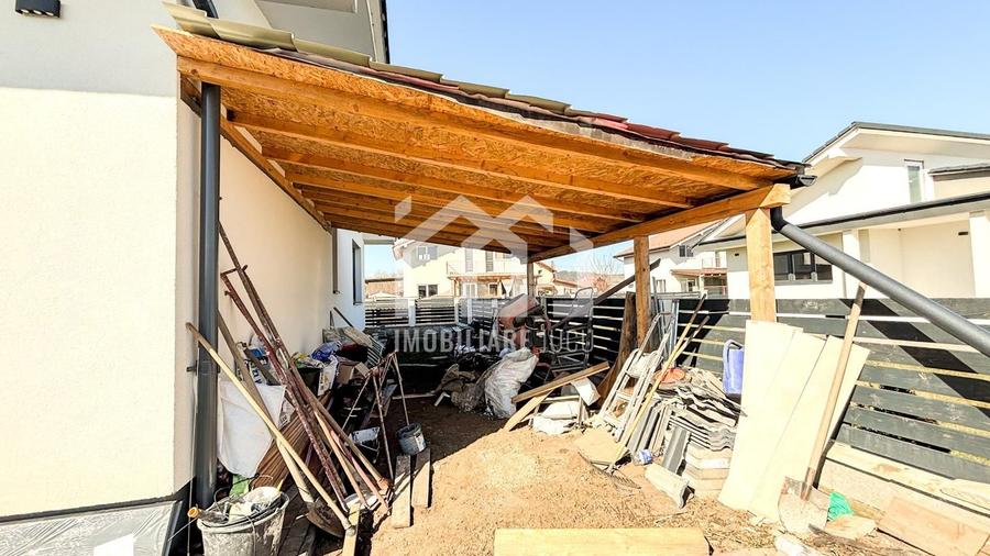 Casă individuală cu 4 camere cu Canalizare în Jucu de Mijloc