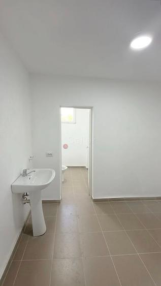 Spațiu industrial, de 530 mp, în Central