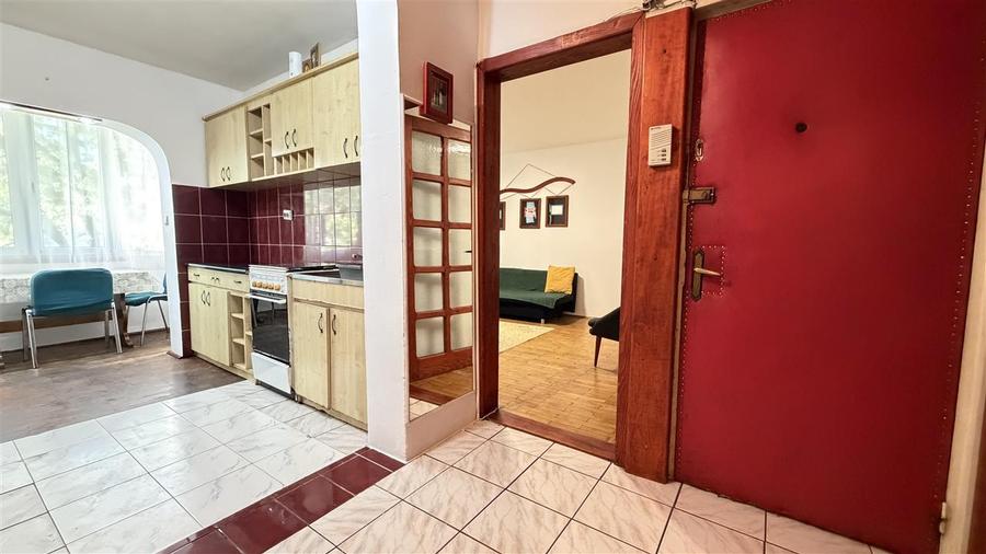 Apartament cu 2 camere decomandat în Iosia