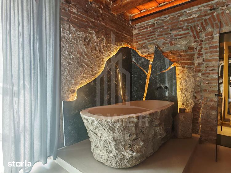 Apartament cu 3 camere în Orașul de Jos
