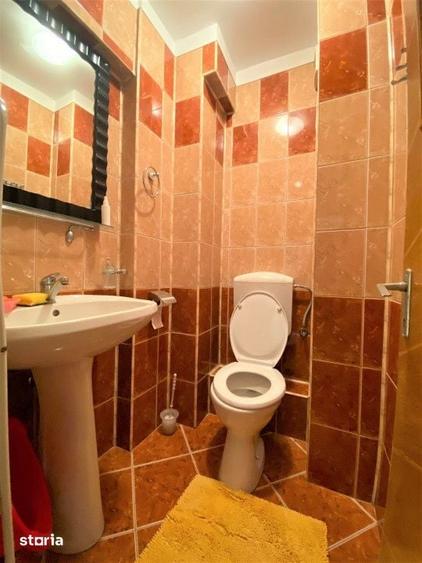 Apartament cu 3 camere decomandat în Zorilor