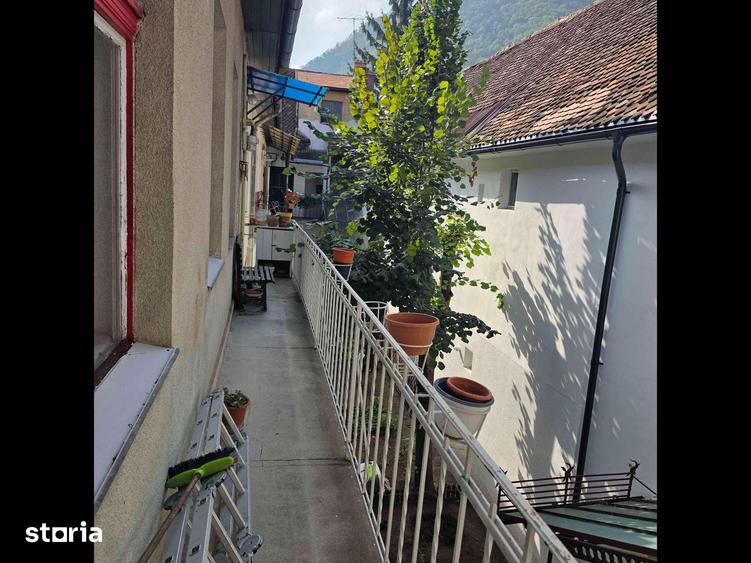 Apartament 2 camere, beci si garaj centru istoric Brasov - 6