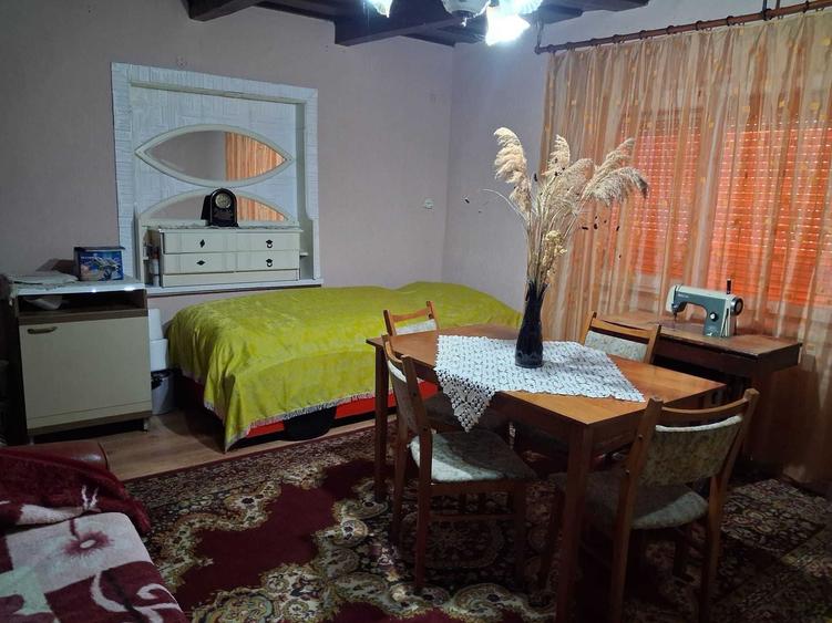 Casă cu 2 camere în Viile Apei
