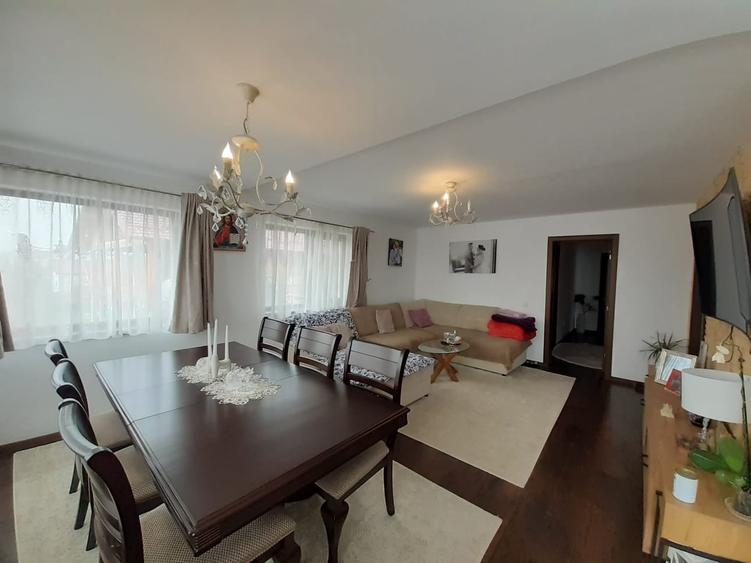 Casă cu 3 camere cu Teren 127 Mp în Breazu