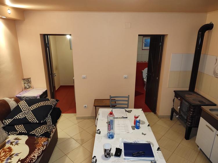 Casă individuală cu 3 camere cu Teren 2880 Mp în Crai Nou