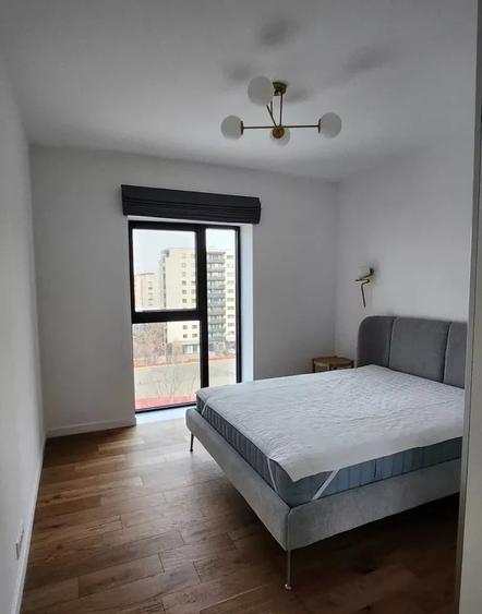 Apartament cu 2 camere semidecomandat, mobilat în Cotroceni