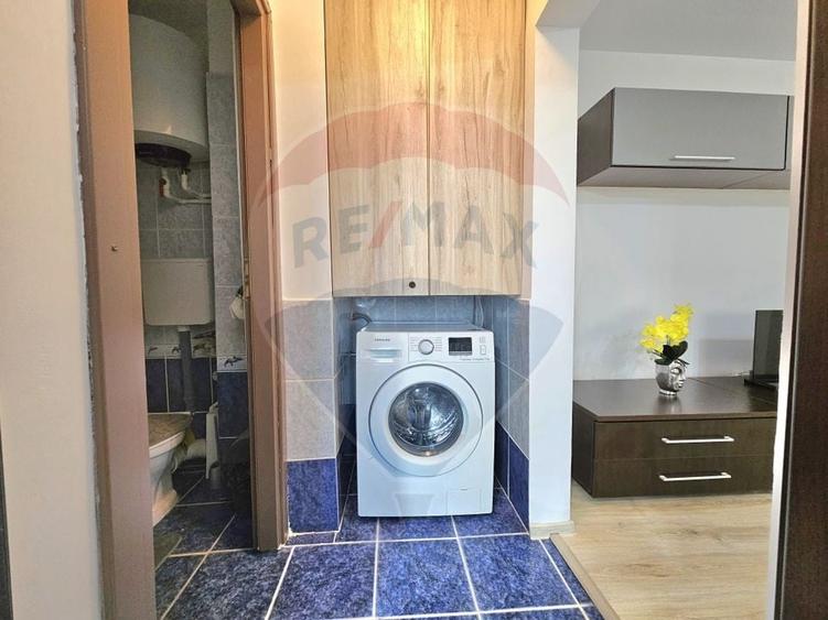 Apartament cu 2 camere semidecomandat, mobilat în City Park Mall