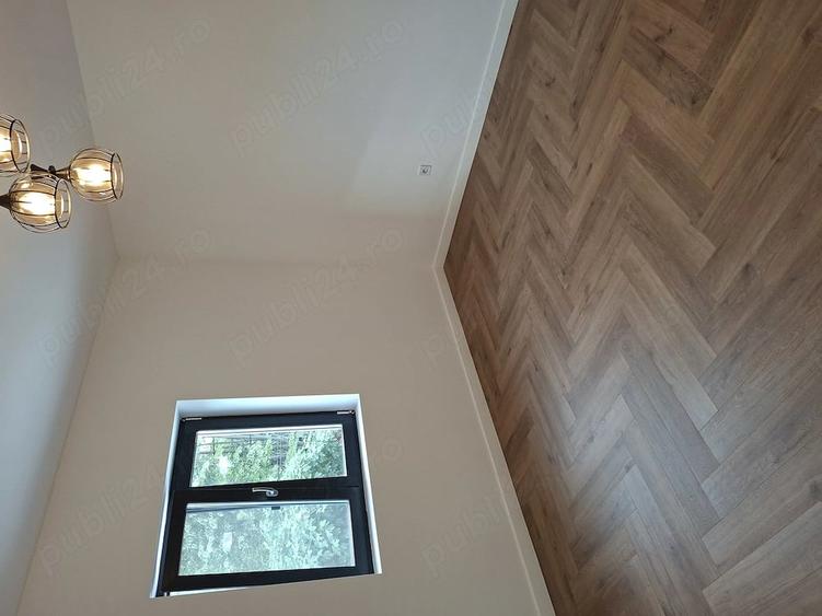 Casă cu 4 camere cu Teren 250 Mp în Central