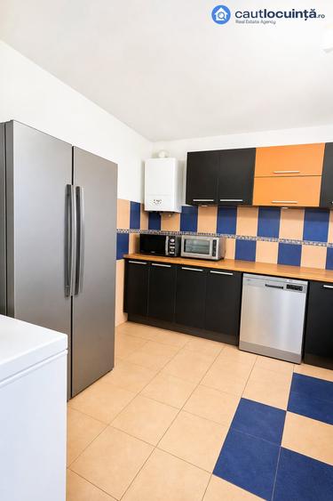 Casă cu 5 camere cu Teren 218 Mp în Tei