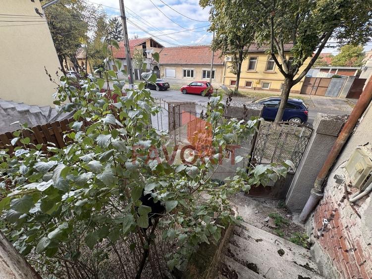 Casă individuală cu 4 camere cu Teren 802 Mp în Elisabetin
