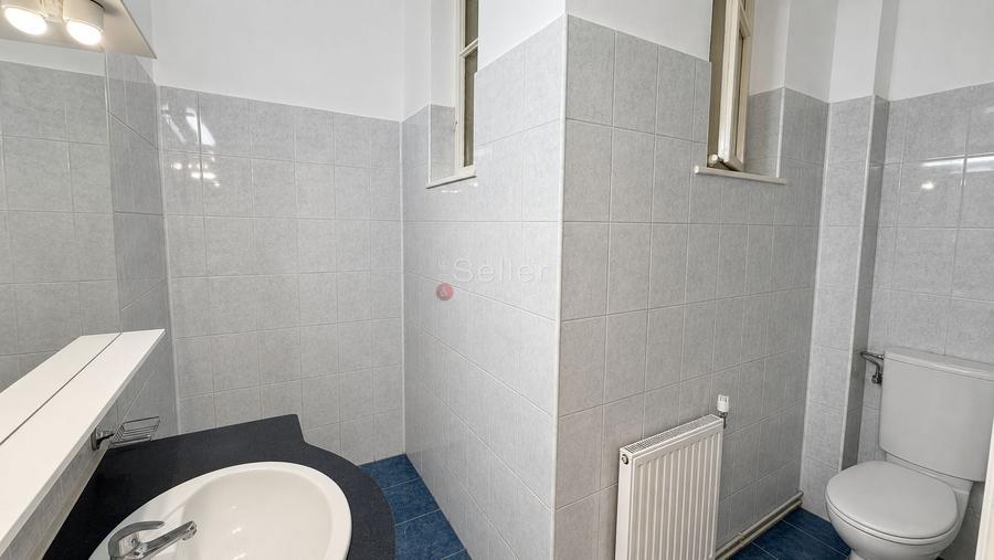 Apartament cu 3 camere în Centrul Istoric