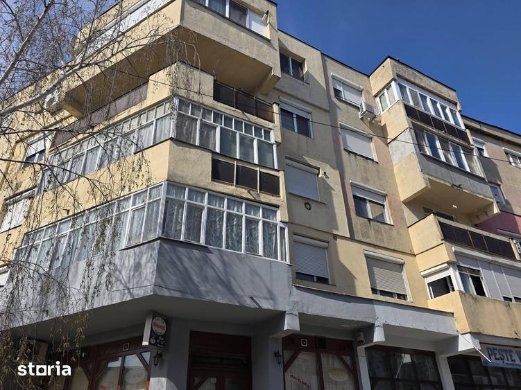 Apartament cu 3 camere în Central