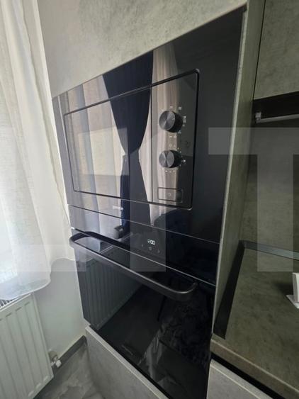 Apartament cu 2 camere decomandat, mobilat în Simeria