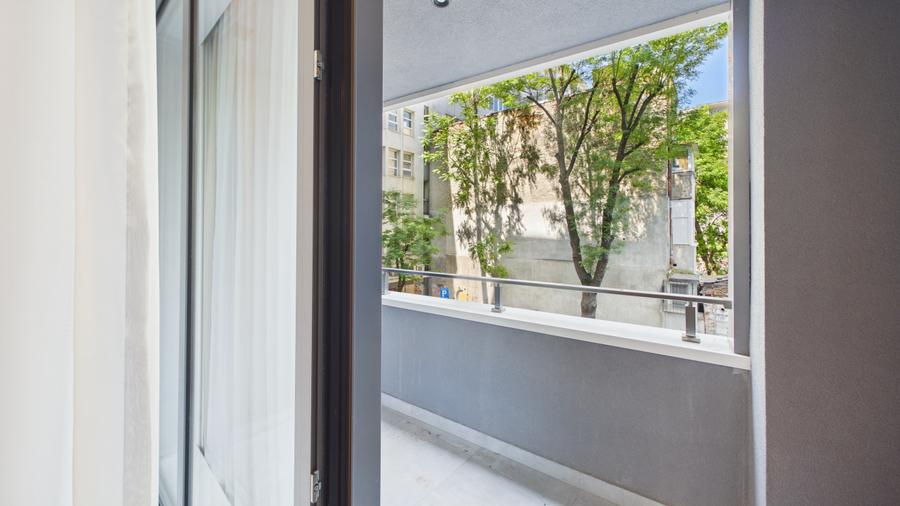 Apartament cu 2 camere semidecomandat în Grivița