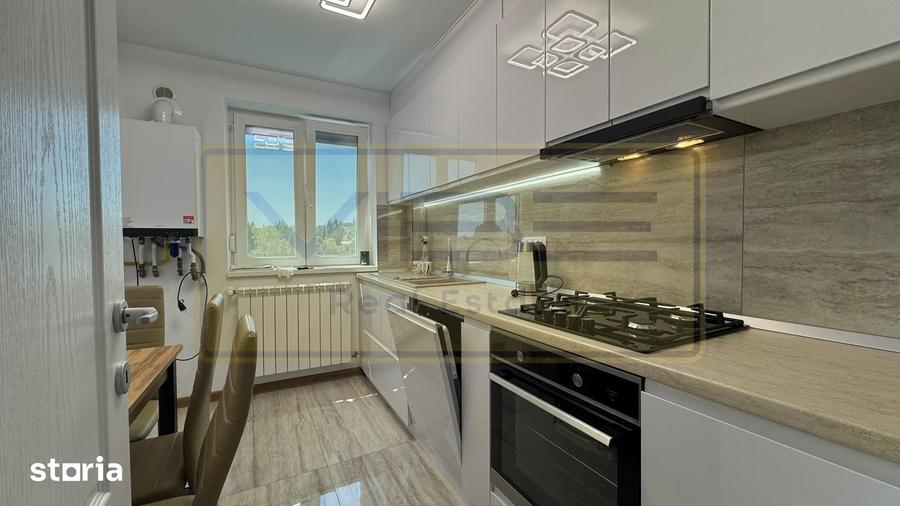 Apartament cu 2 camere semidecomandat în Podu Roș