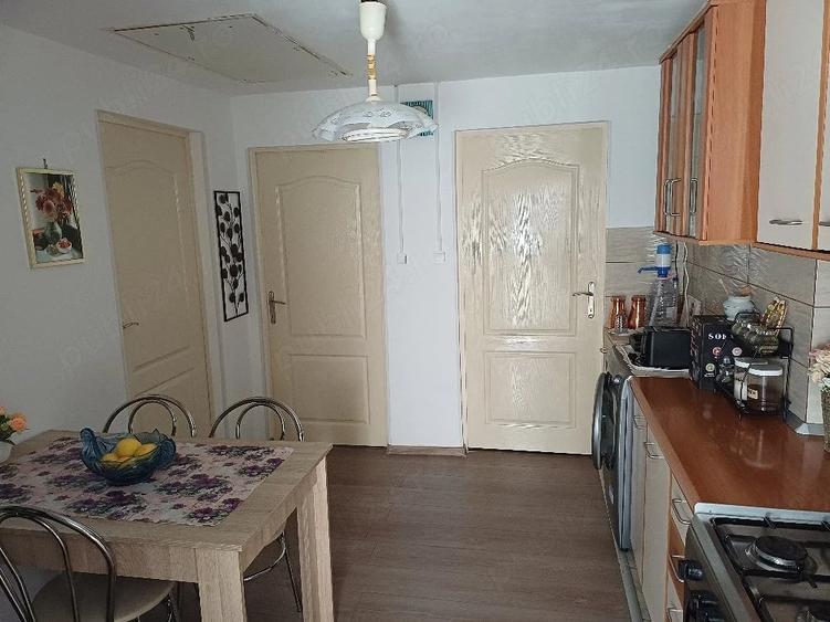 Casă cu 2 camere cu Teren 70 Mp în Central