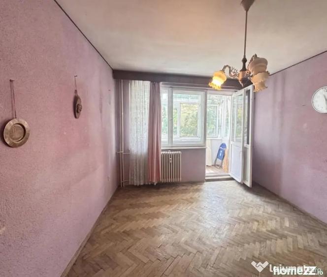 Apartament cu 2 camere semidecomandat în Tomis I