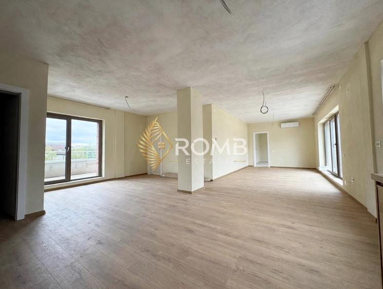 Apartament cu 3 camere semidecomandat, mobilat în Borhanci