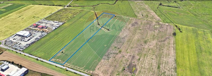 Teren agricol intravilan de 50513 mp, în Exterior Nord