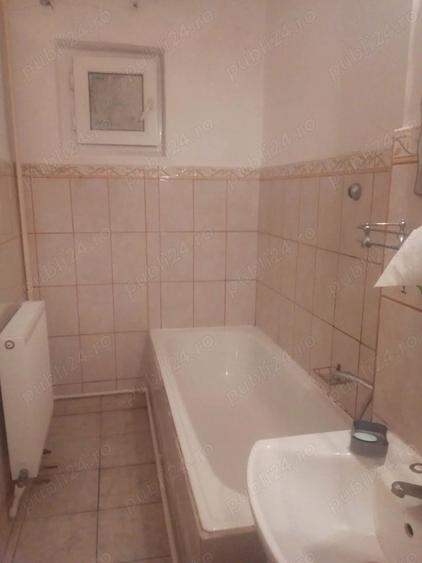 Apartament cu 2 camere decomandat în Vest