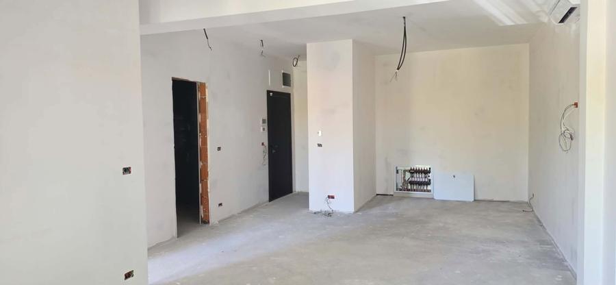 Apartament cu 2 camere nedecomandat în Central