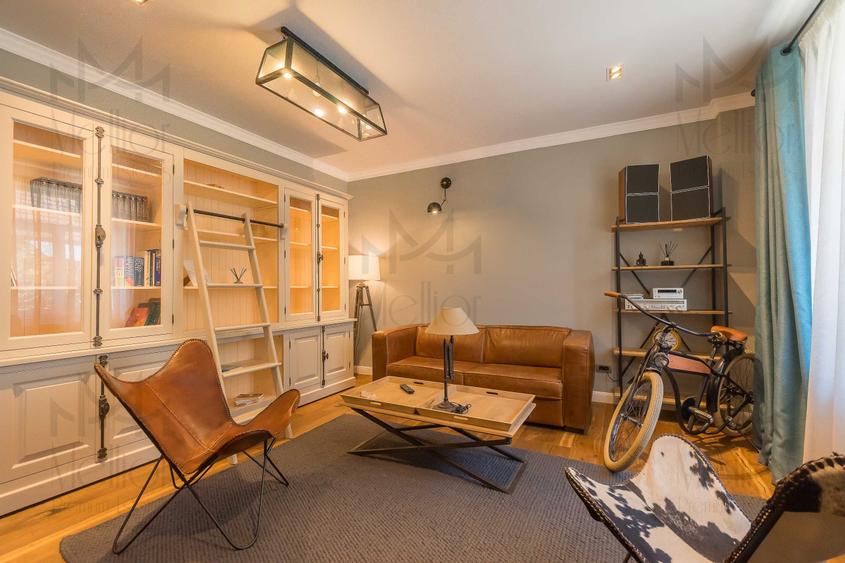 Apartament cu 3 camere decomandat în Central